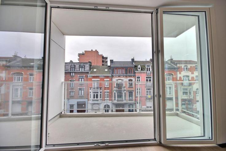 Superbe Appartement Neuf Et Moderne A Льеж Экстерьер фото